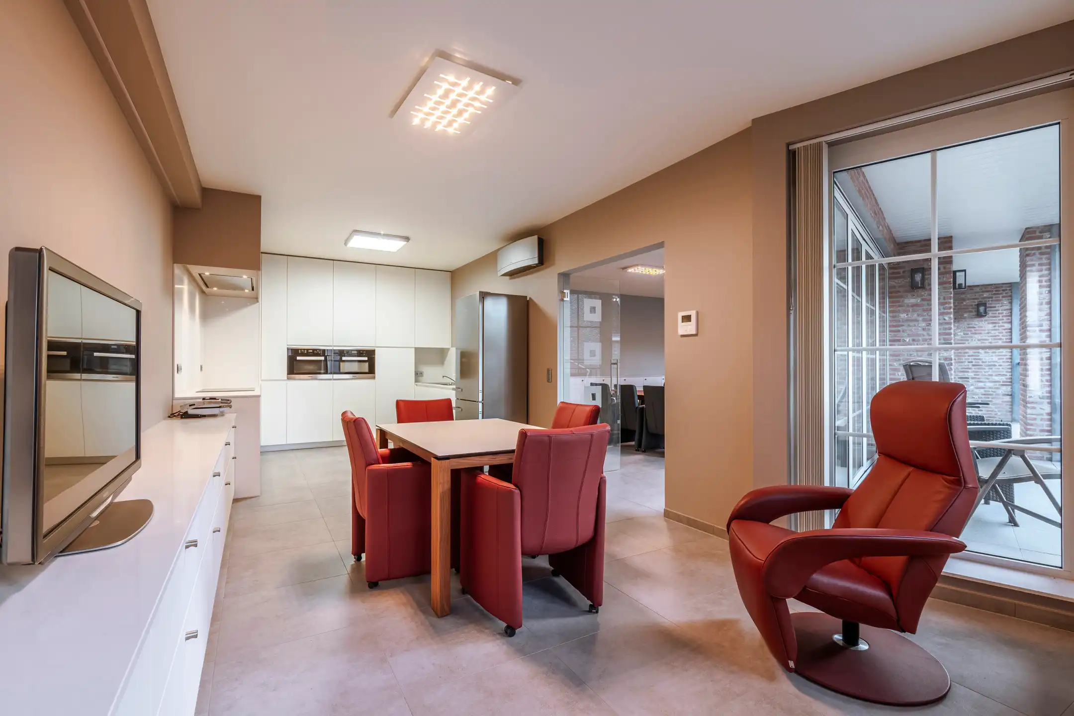 Luxueus appartement in hartje Turnhout met ondergrondse parkeerplaatsen foto 7