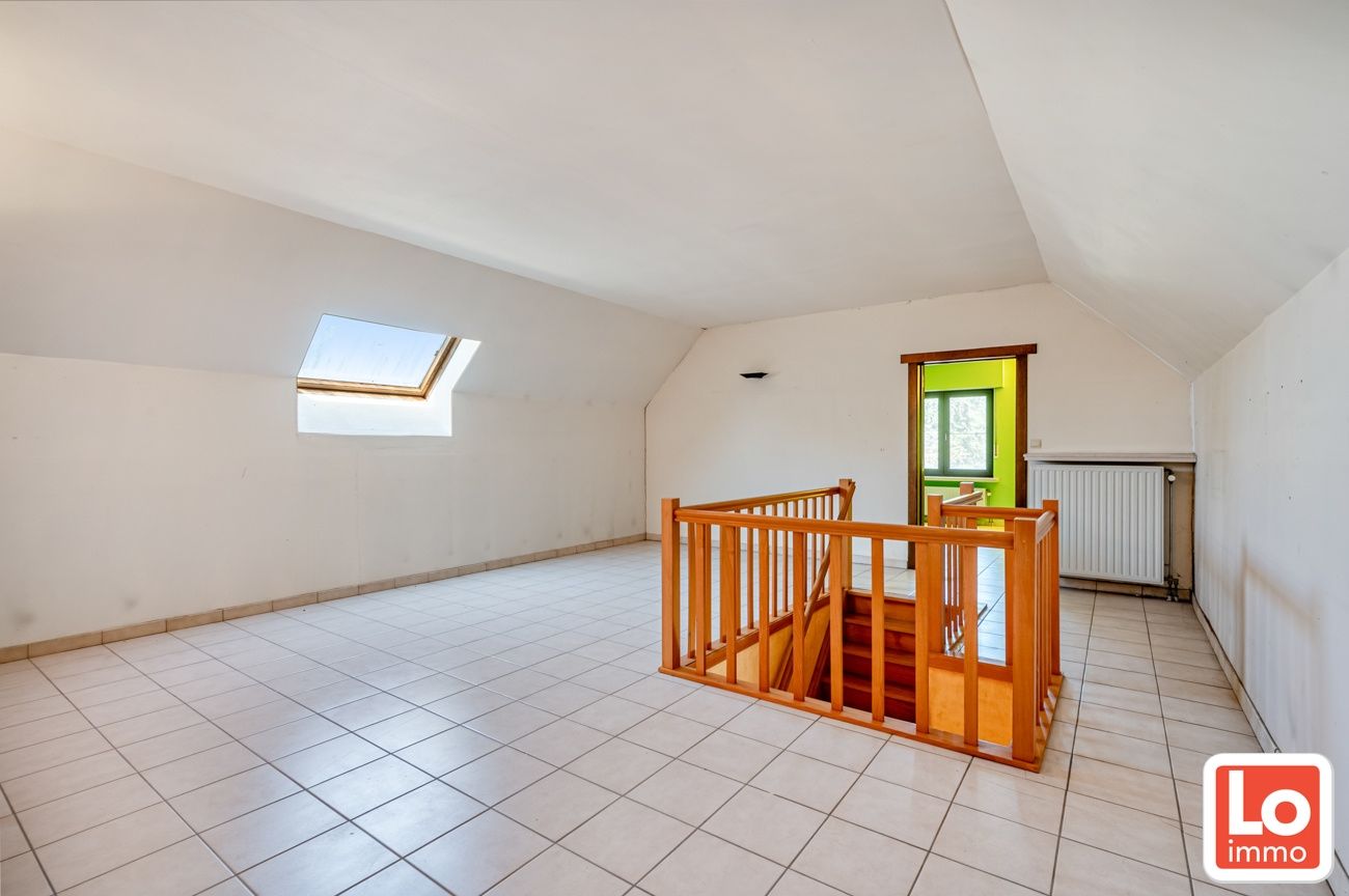Mooie grote villa met 3 à 4 slaapkamers op een totaal van 1120m² foto 16