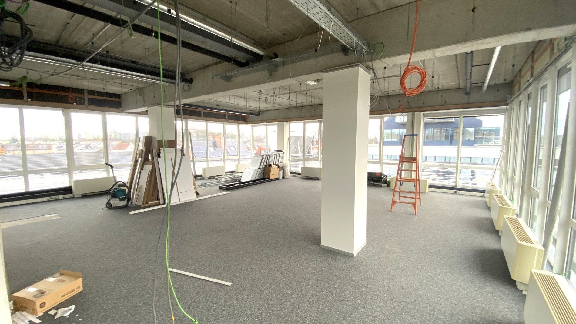 Kantoren te huur in Sluispark aan R4 in Merelbeke foto 6