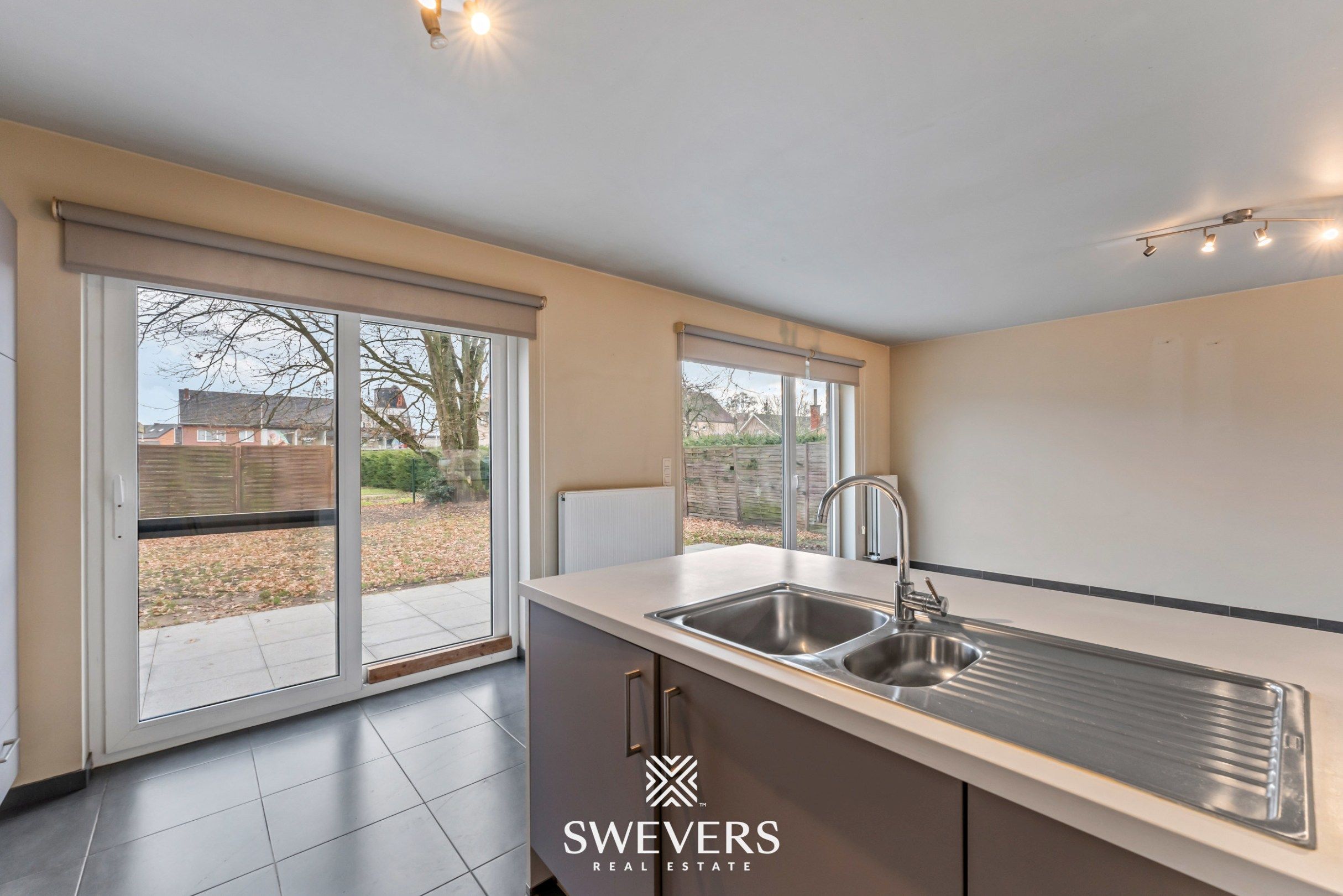 Lichtrijke open bebouwing met 3 slaapkamers op toplocatie in Zonhoven foto 11