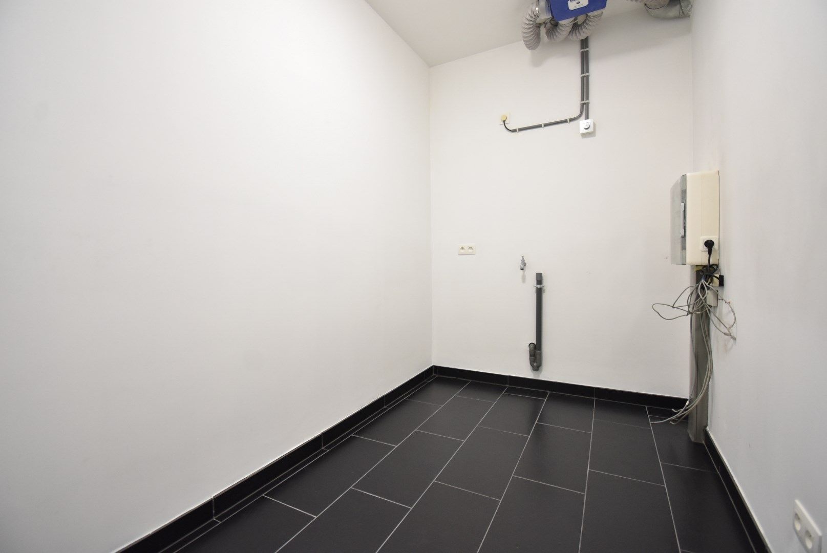 Knap afgewerkt appartement op de eerste verdieping in rustige woonwijk foto 15
