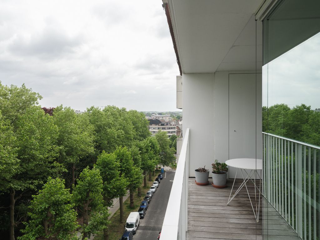Magnifiek wonen tussen de kruien van de bomen foto 2