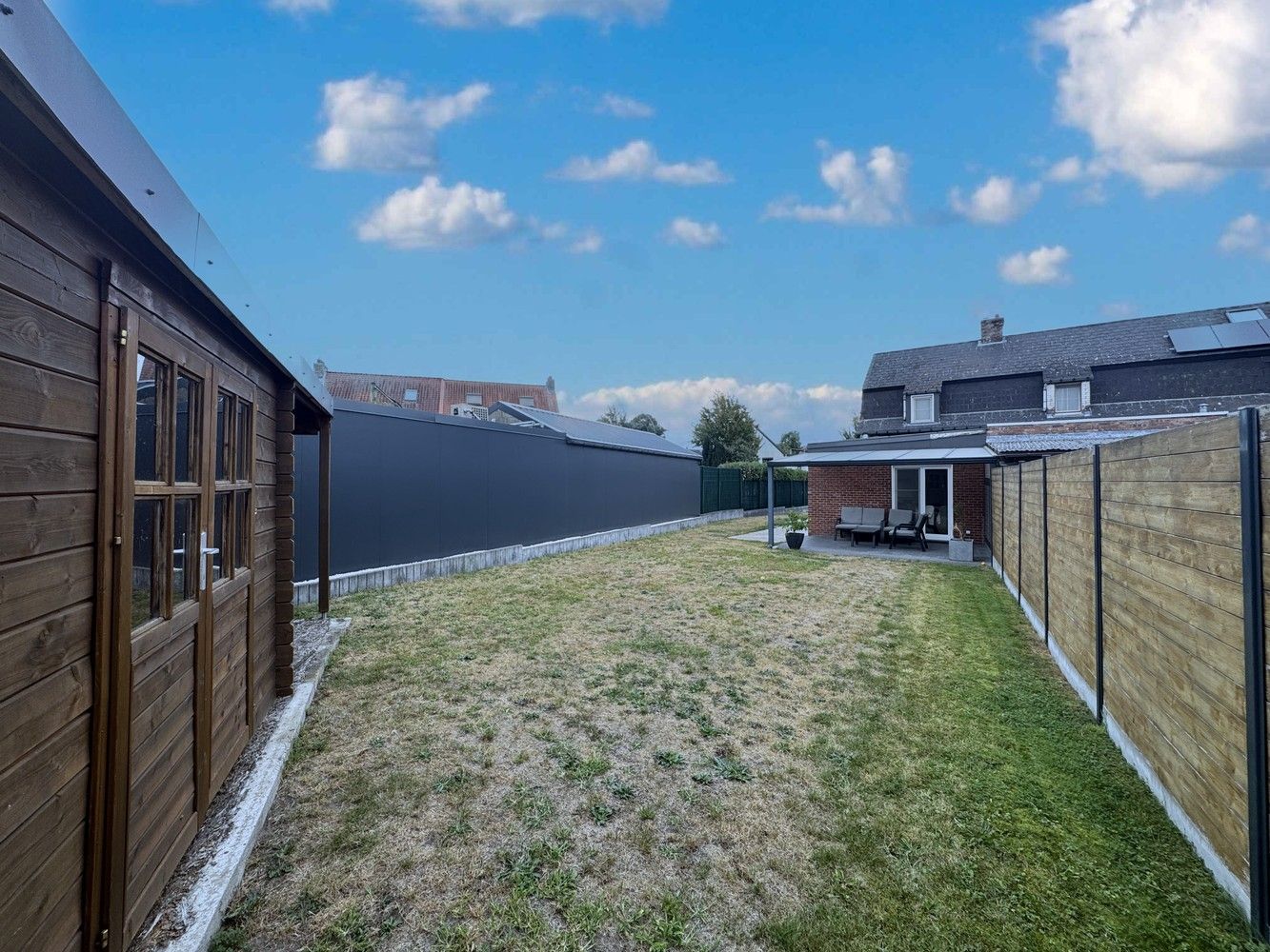 🏡 Charmante woning met tuin en 3 verdiepen in hartje Genk foto 9