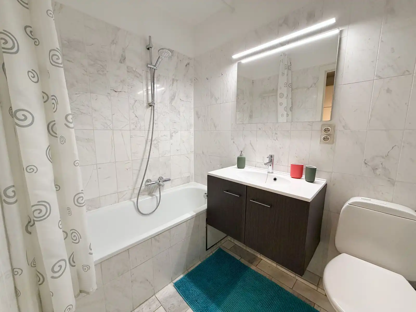 Lichtrijke studio op toplocatie nabij zee & strand foto 11