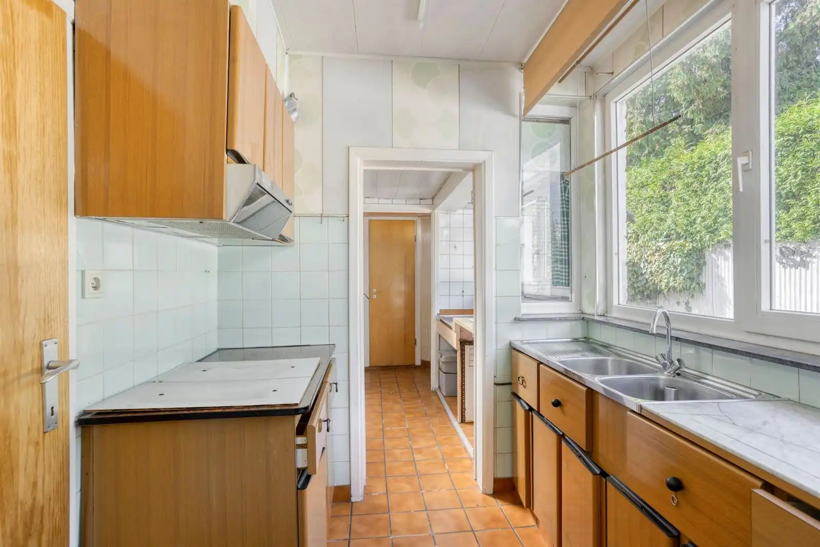 Drie-gevelwoning te Halle foto 11