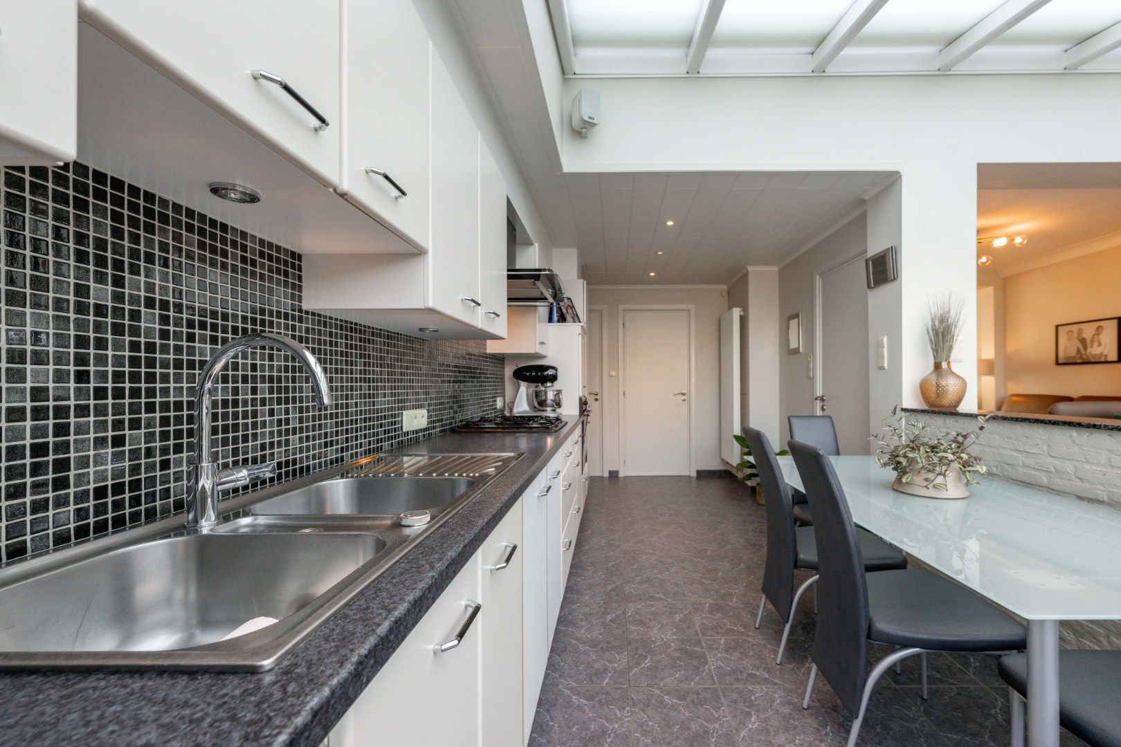 PERFECT ONDERHOUDEN GEZINSWONING IN HARTJE PITTEM foto 11