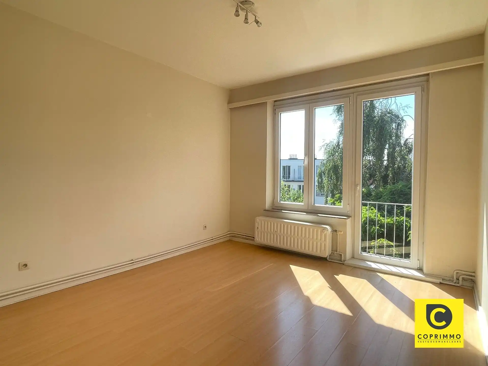 Lichtrijk 2-slaapkamer appartement in Wilrijk foto 3