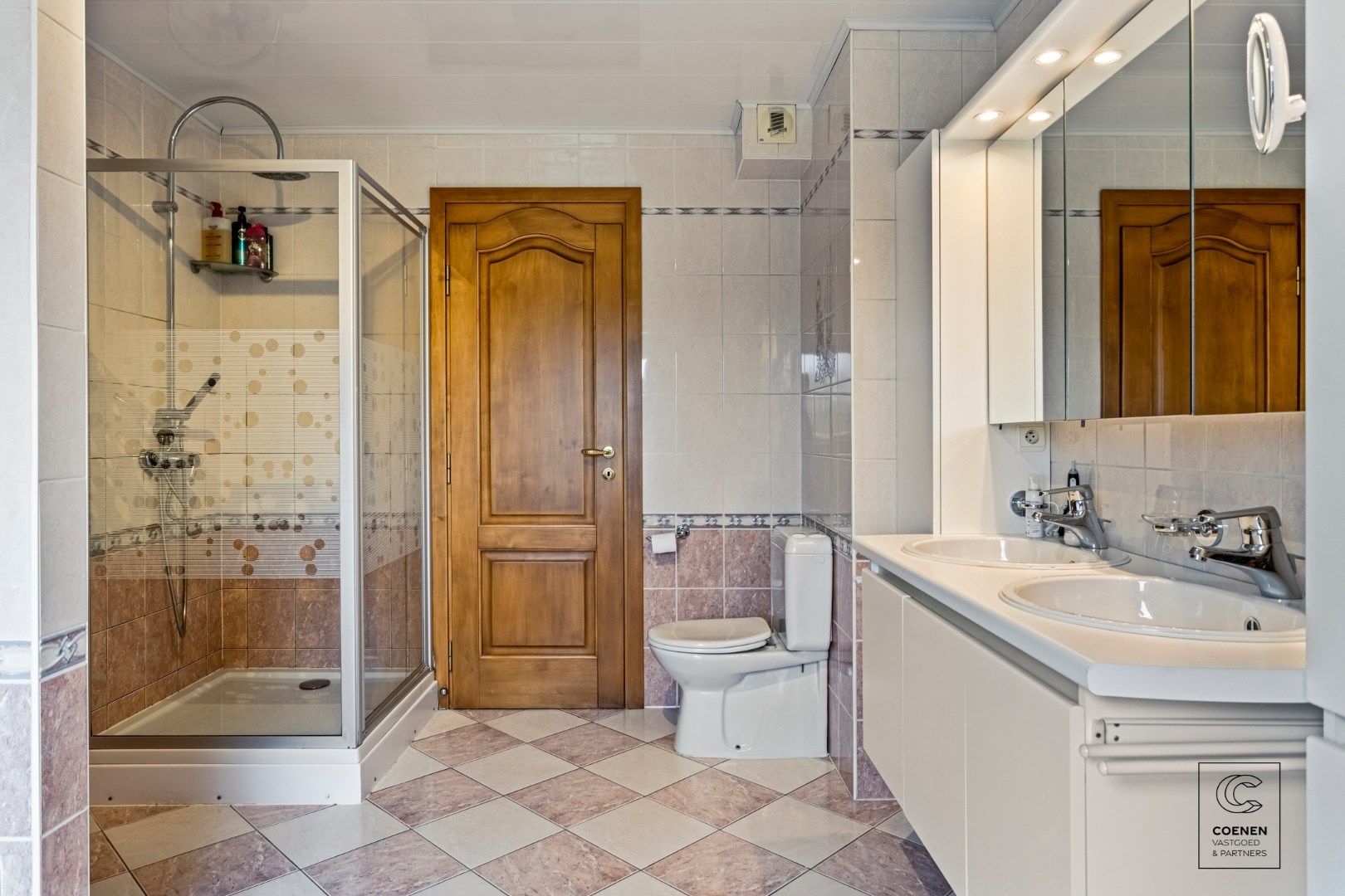 Ruim en stijlvol appartement van 146m² met zonnig terras in Lier!  foto 15