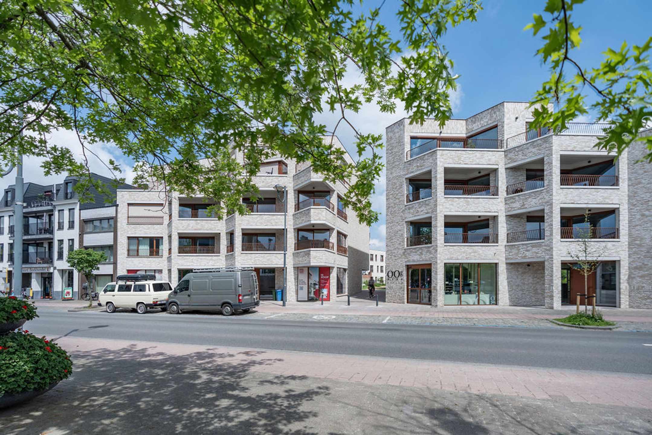 Uitzonderlijk wonen in een groen binnengebied in het centrum foto 4