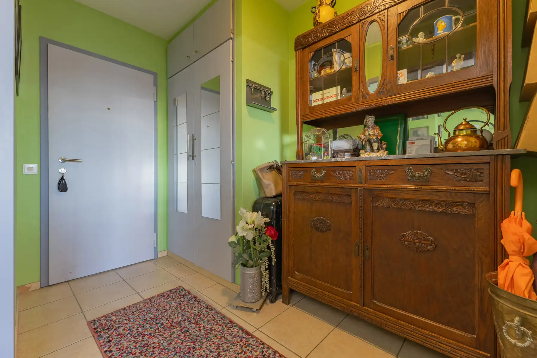 Goed gelegen appartement met twee slaapkamers foto 5