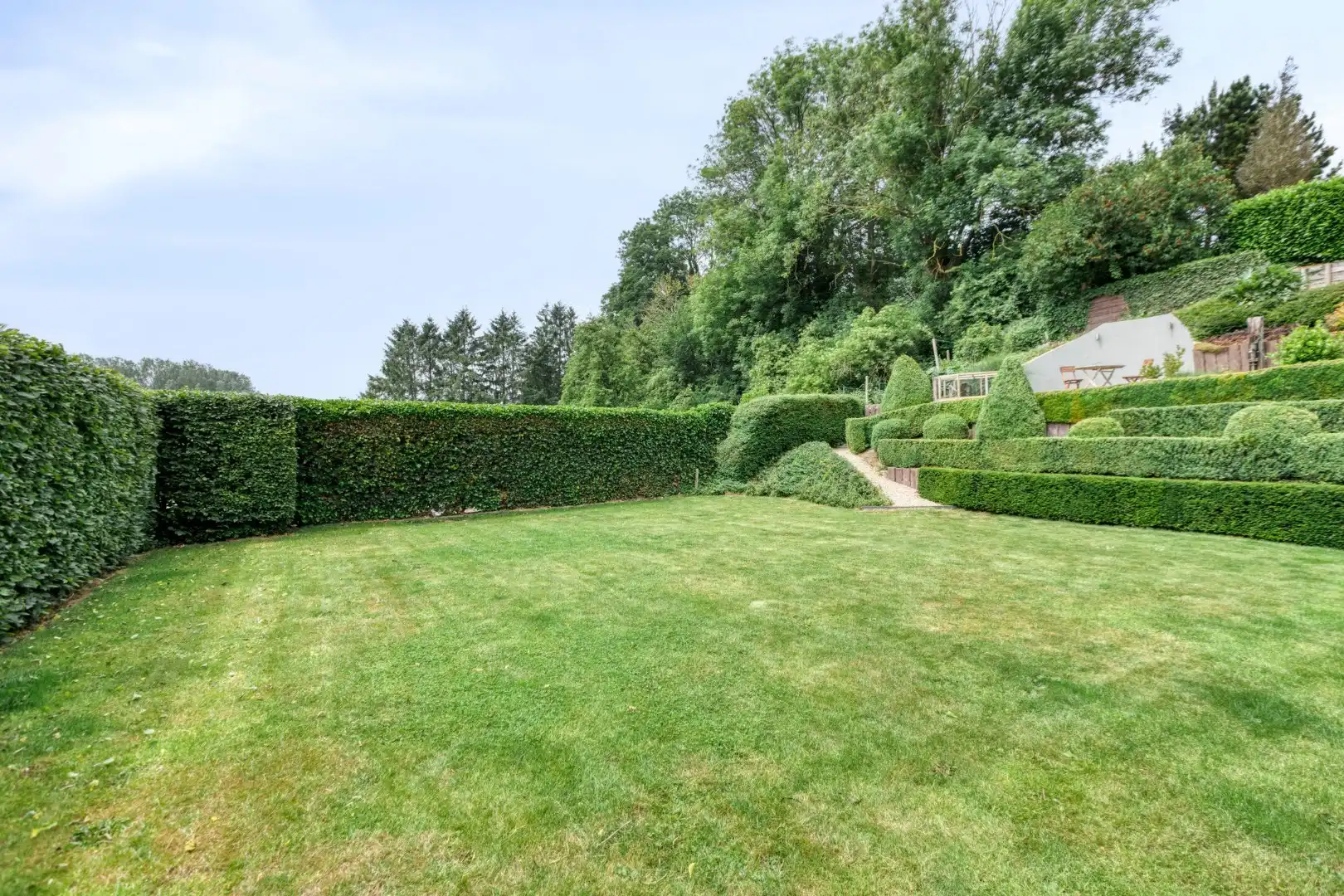 Instapklare woning met prachtig aangelegde tuin foto 30