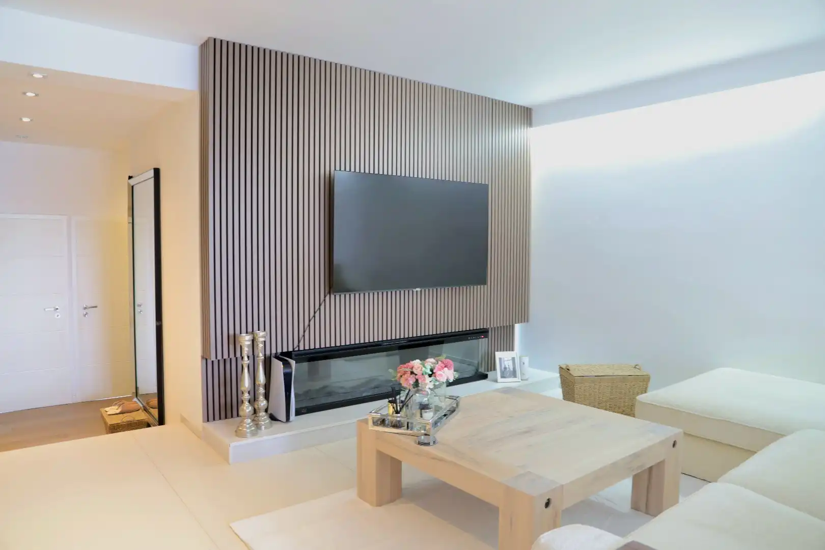 Prachtig appartement met 2 slaapkamers in het centrum van Maasmechelen foto {{pictureIndex}}