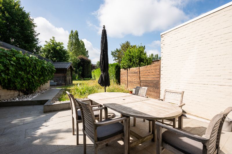 Goed onderhouden woning met zonnig terras en leuke tuin foto 5