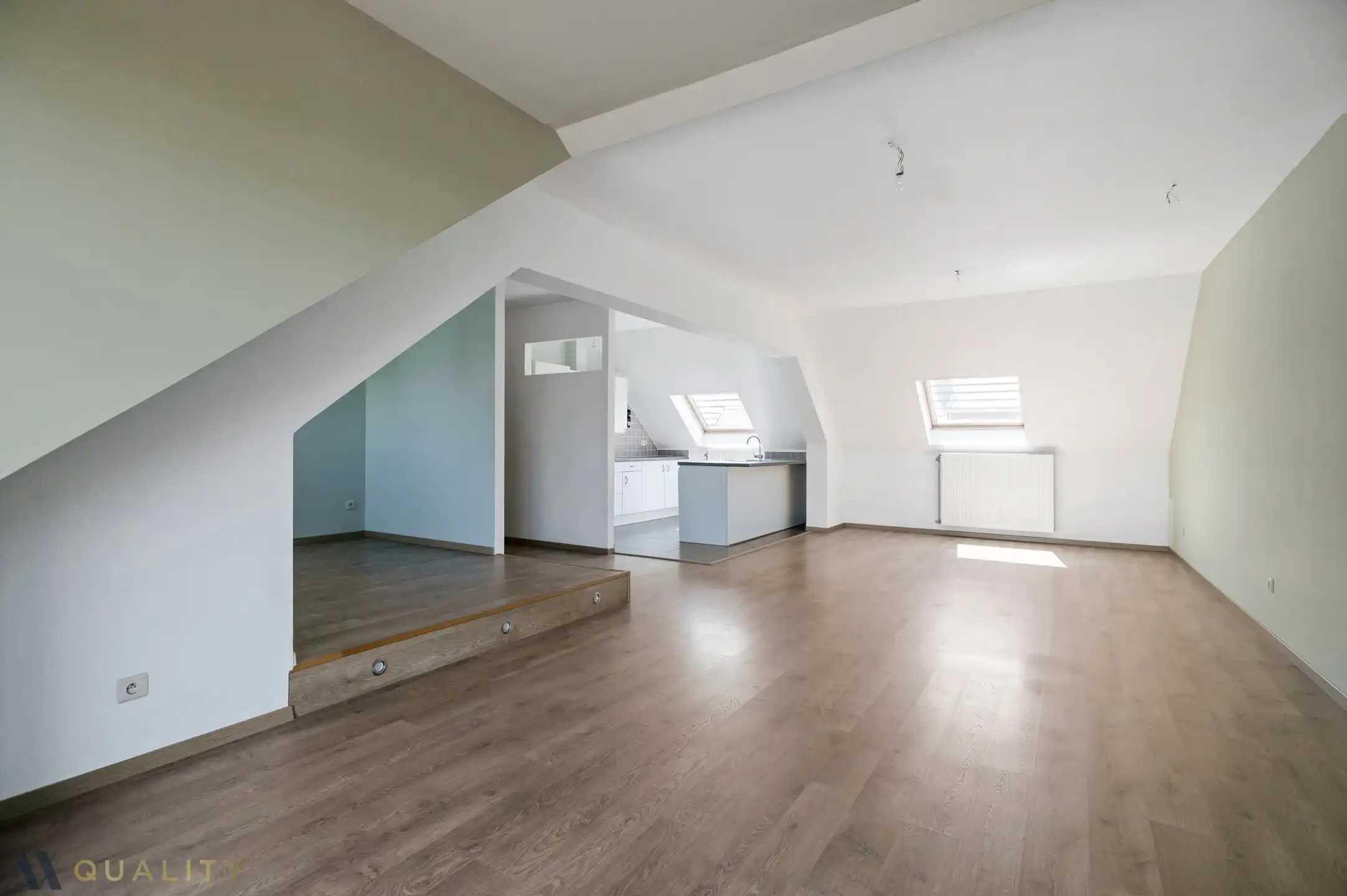 Centraal gelegen 2 slpk. appt. met gar. en terras. Vrij vanaf 15/03/2026 foto 10