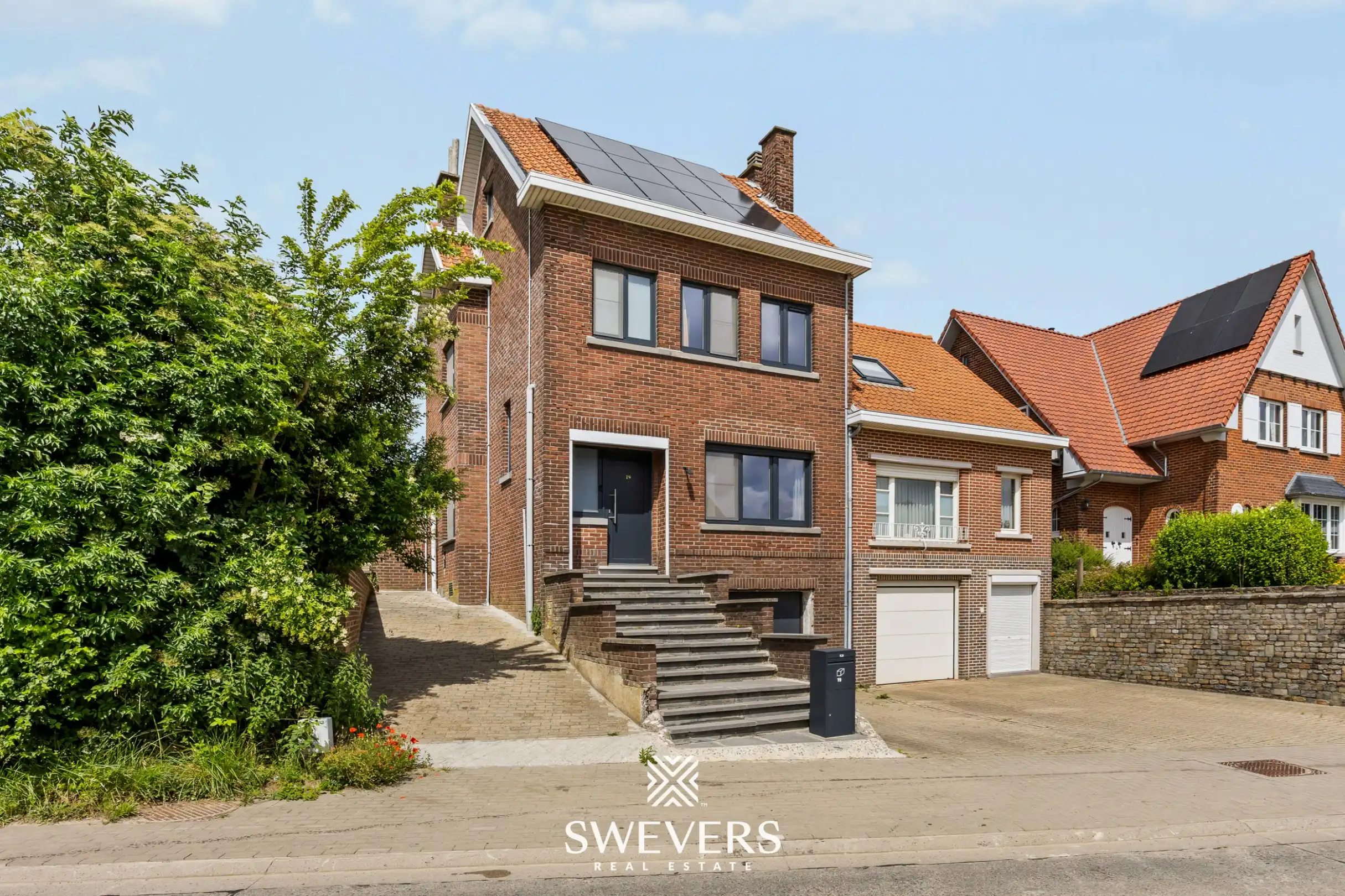 Gezinswoning met 3 slpk, tuin en ruime zolder foto 30