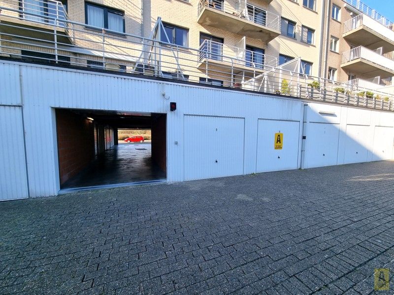 Gelijkvloers garagebox in centrum Bredene-Duinen (Residentie Seaside)! foto 3