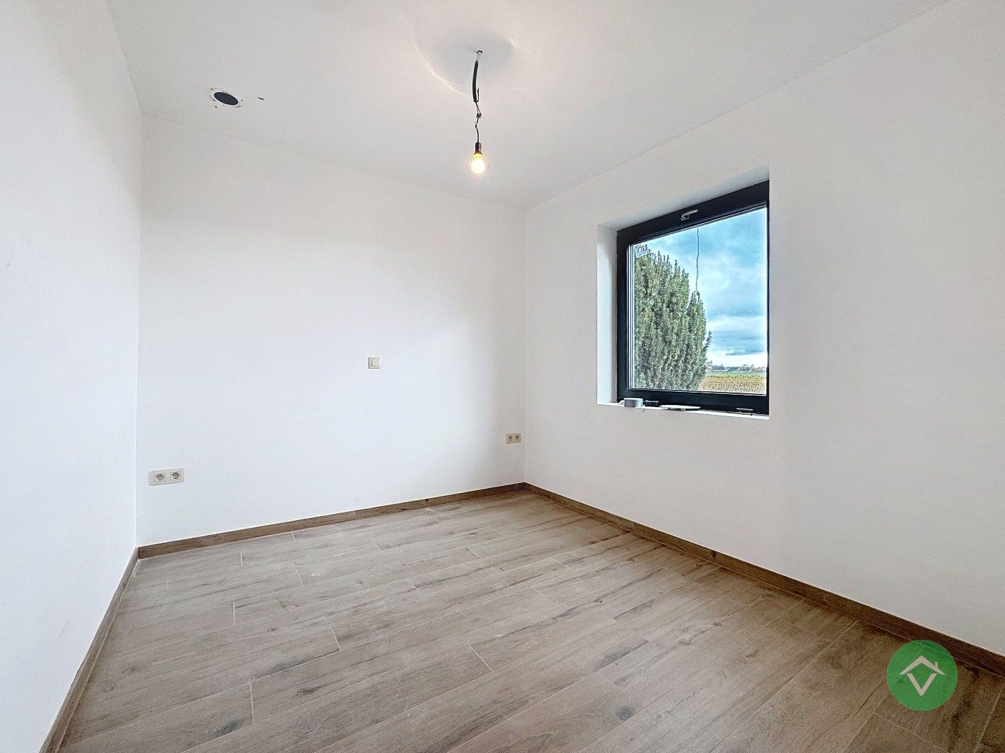 Nieuwbouwwoning te koop in Eernegem – energiezuinig en instapklaar foto 12