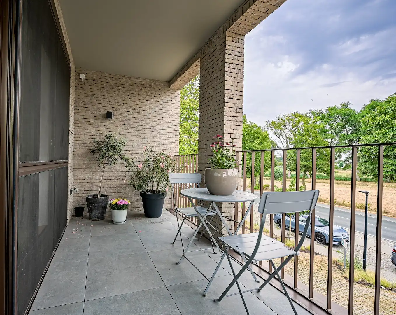 Stijlvol afgewerkt appartement met open zichten, zuidgericht terras, autostaanplaats en berging foto 5