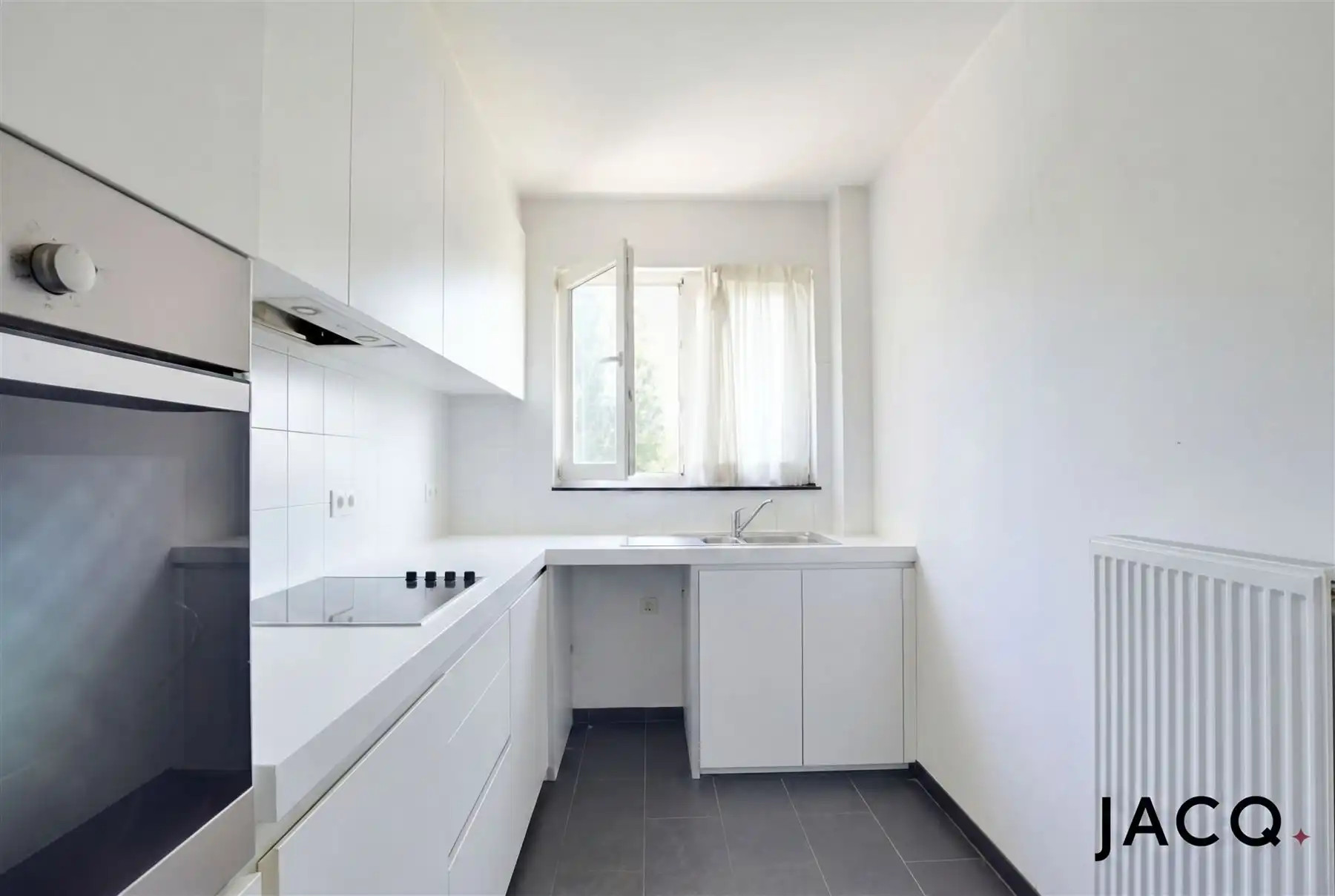 Modern dakappartement met 2 slaapkamers te Anderlecht foto 4