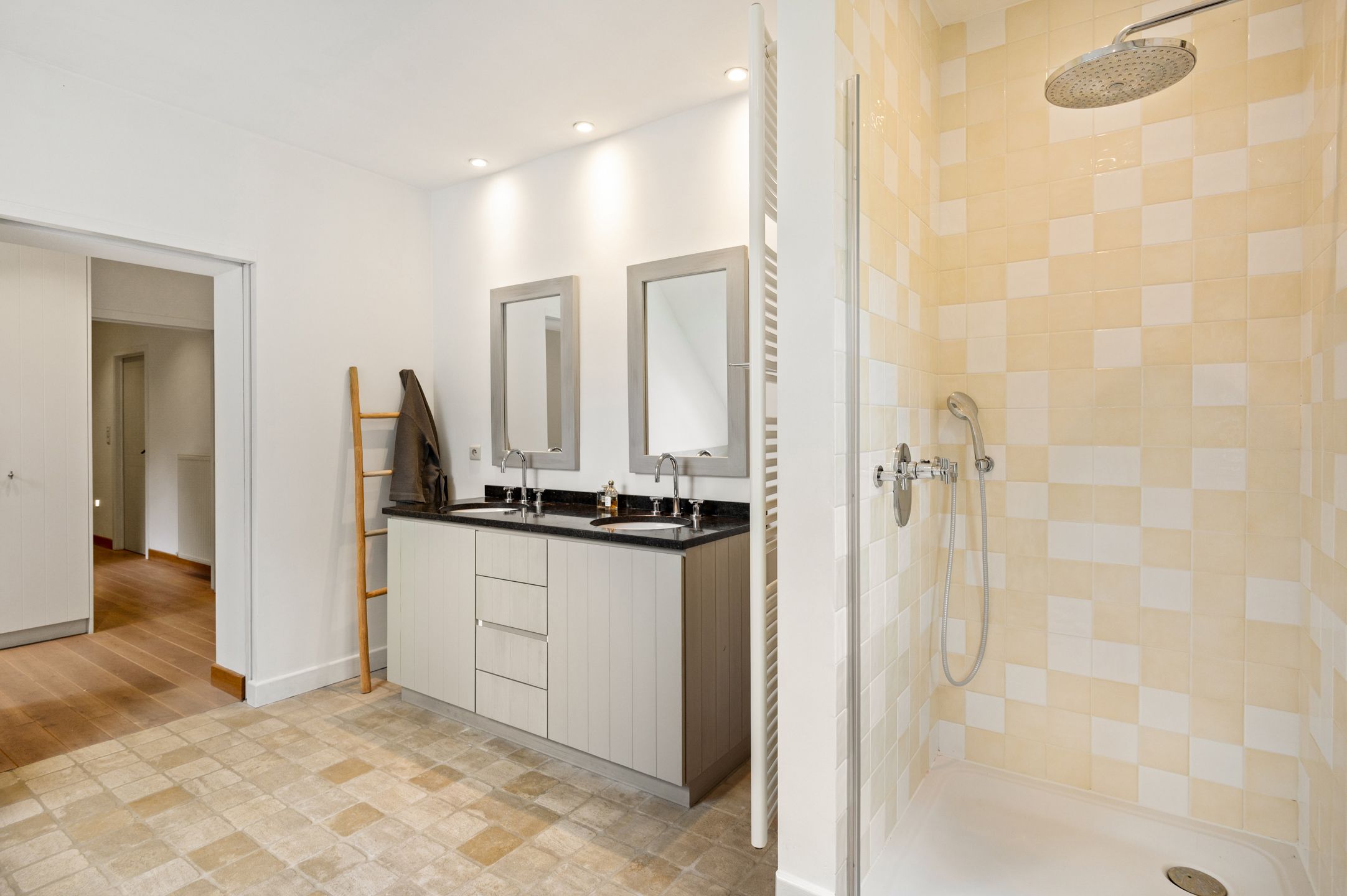 Recente villa met poolhouse en zwemvijver in Zoersel (Halle) foto 31