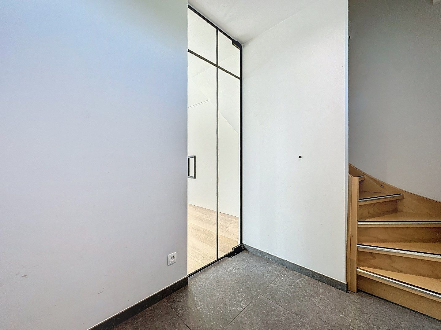 Halfopen energiezuinige nieuwbouwwoning foto 23