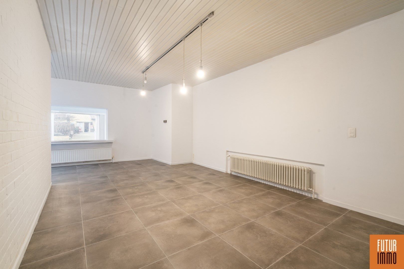 Woning met garage aan Kerkplein foto 6
