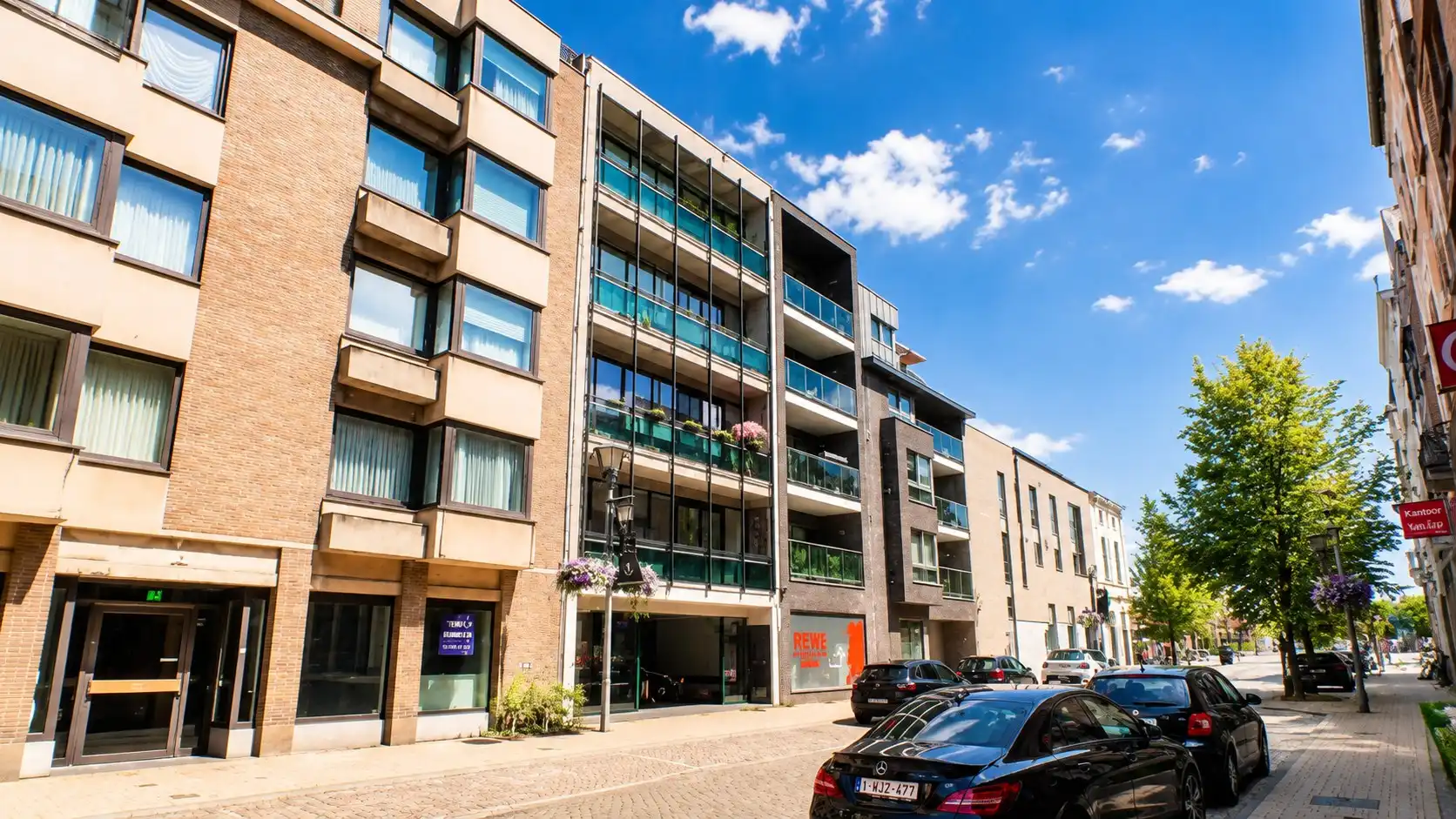 Appartement te huur in het centrum van Lokeren met 2 slaapkamers foto {{pictureIndex}}