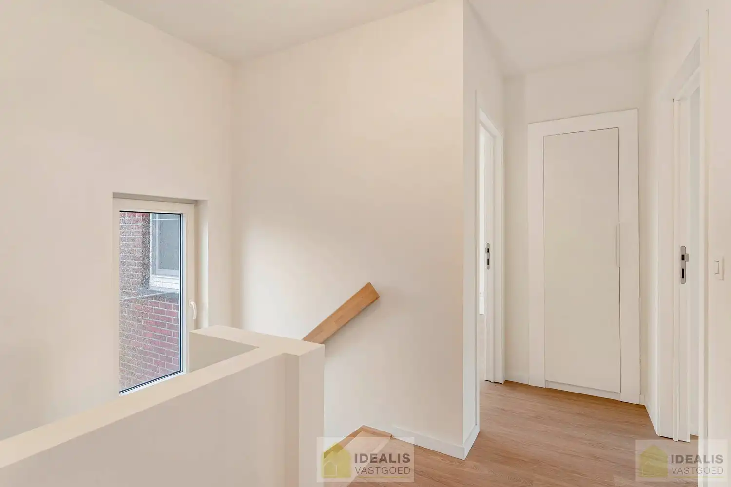 IDEALIS VASTGOED – Schitterend volledig vernieuwde woning met een heerlijke open leefruimte, luxe keuken, 3 ruime slaapkamers, twee badkamers én een ruime wasplaats! Dit heerlijke huis bevindt zich op een perceel van maar liefst 7a 94ca vlak bij het centrum van Eksel - EEN MUST VISIT! - foto 24