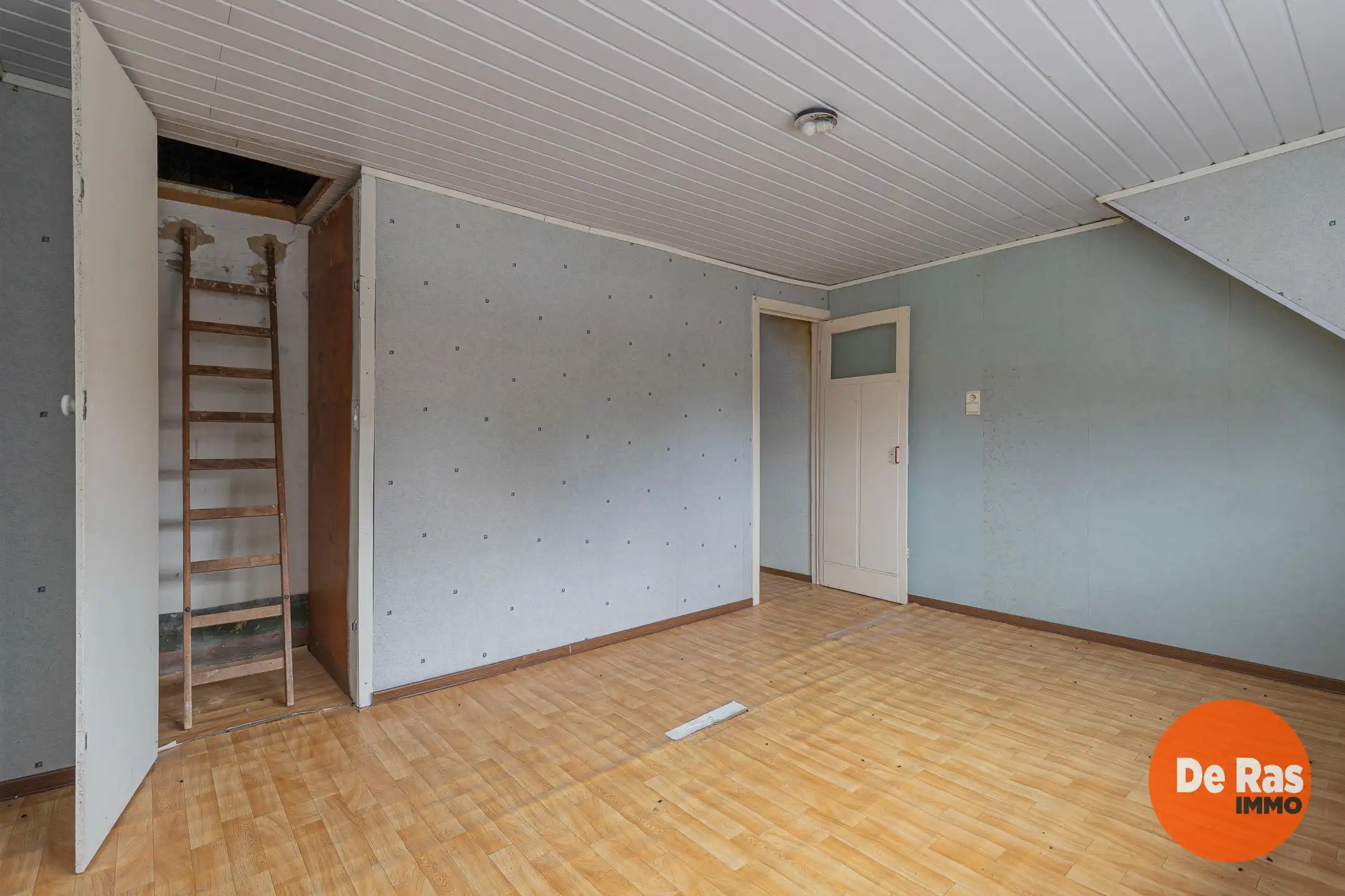 WETTEREN - Rijwoning nabij centrum en station Wetteren foto 12