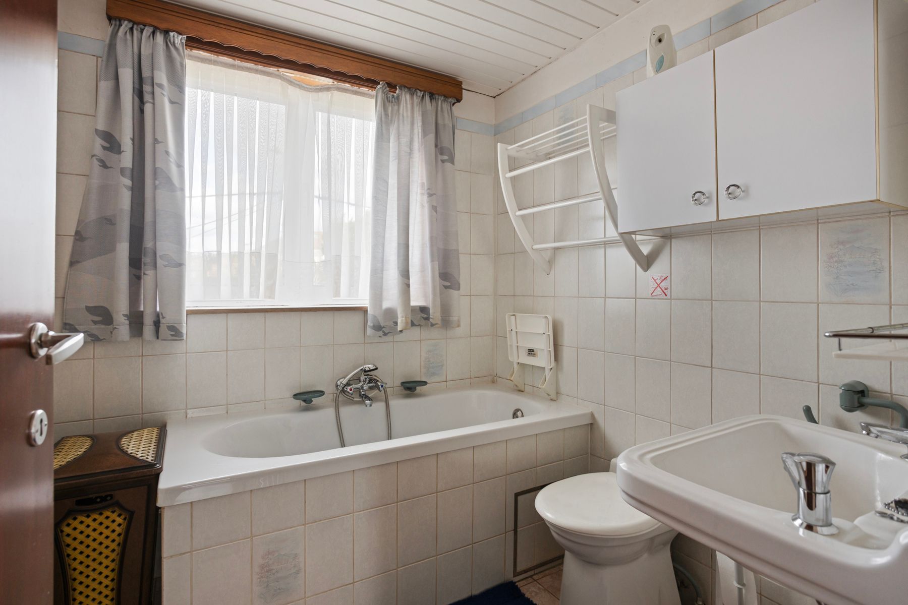 OPTIE Rustig gelegen woning met 3 slaapkamers en garage foto 16