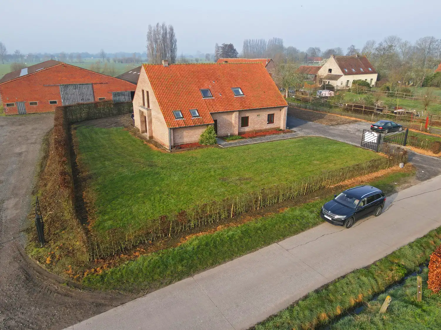 Ruime alleenstaande woning in fermettestijl op landelijke ligging te Zomergem! foto 41