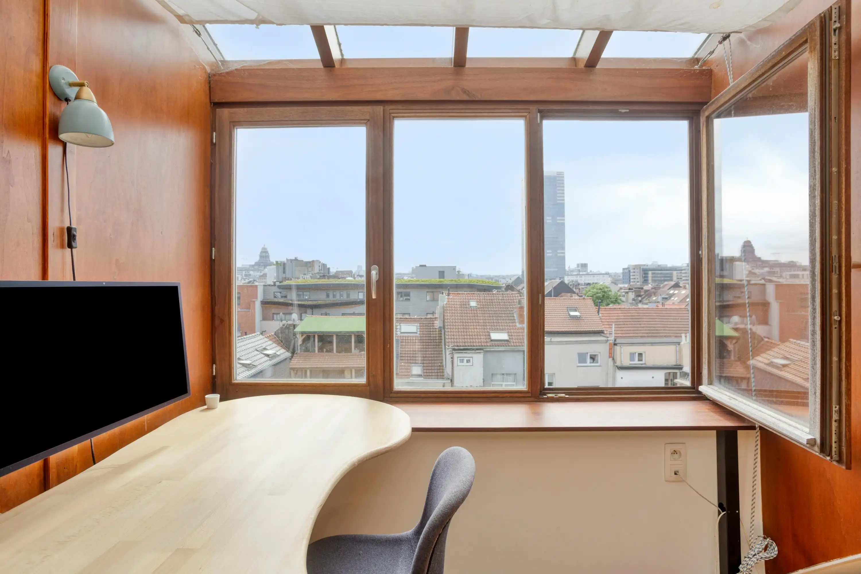 Atypisch appartement te koop in Brussel: Uitzonderlijke triplex met terras (EPC B) foto 8