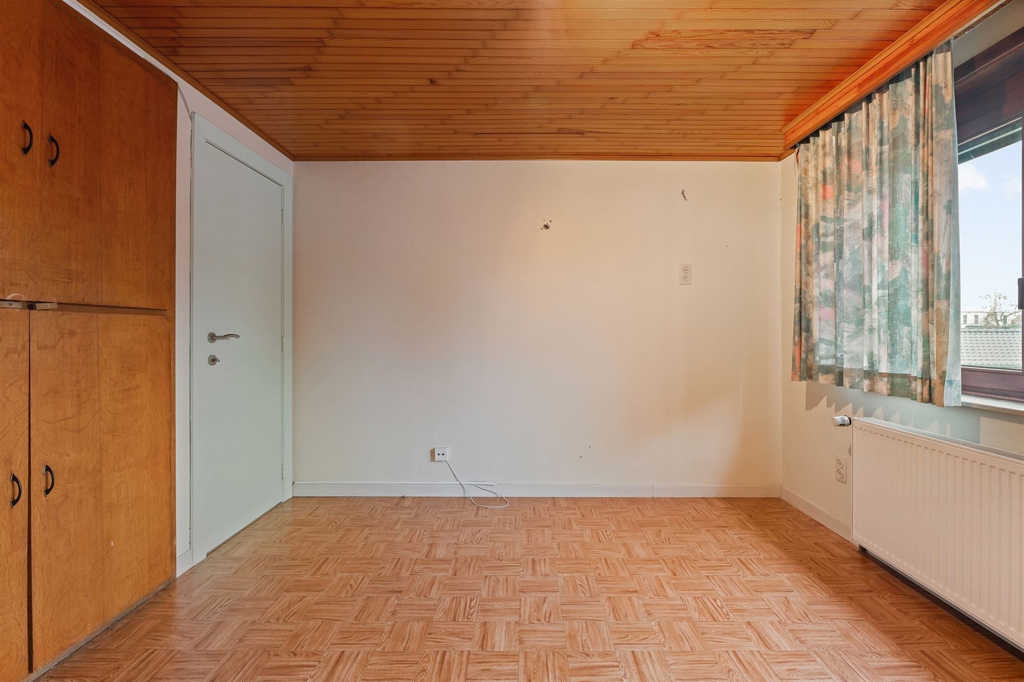 OP TE FRISSEN WONING MET 3 SLAAPKAMERS GELEGEN OP EEN RUIM PERCEEL VAN 11A70CA TE PAAL foto 15