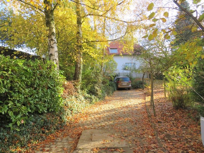 Villa met zonnige tuin in een rustige buurt foto 17