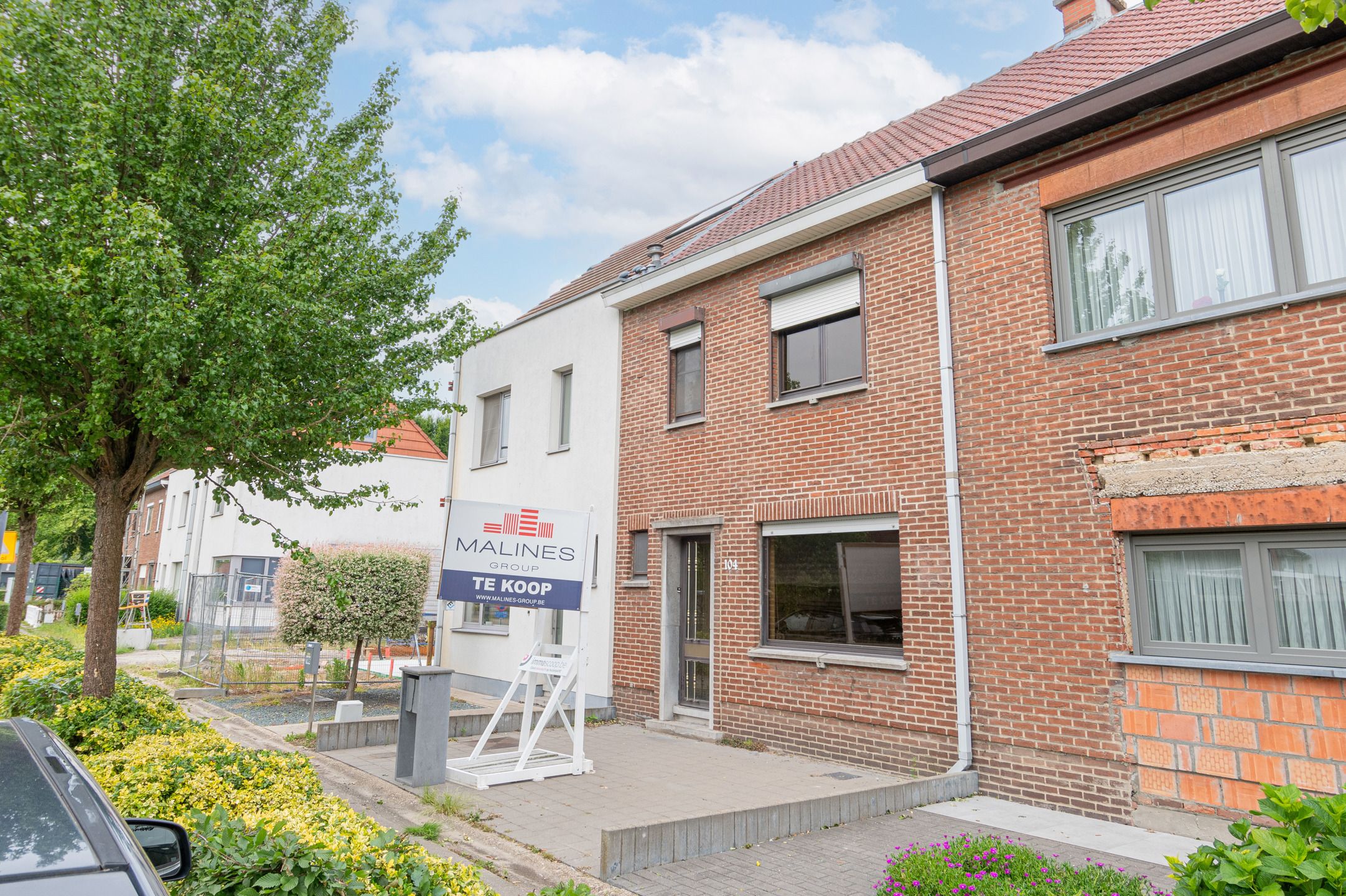 Knusse te renoveren woning met leuke tuin foto 3