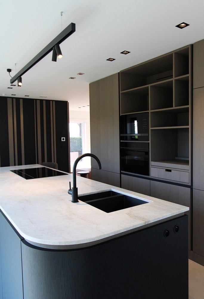 Damme, vlakbij Moerkerke Tot in de puntjes LUXUEUS  gerenoveerde ENERGIEZUINIGE open bebouwing , alles op het gelijkvloers foto 2