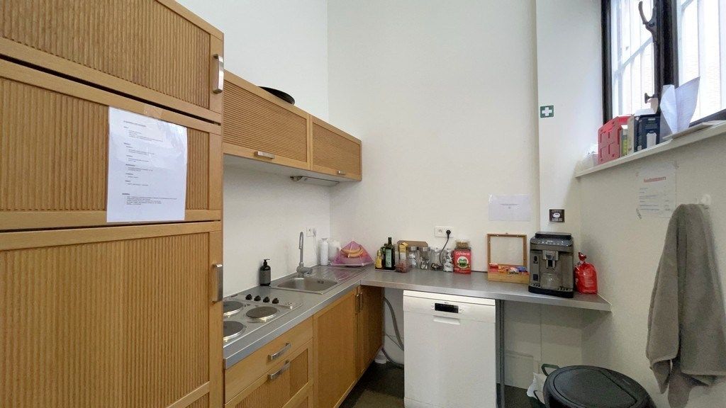 Prachtig kantoor/showroom te huur in hartje Antwerpen foto 13