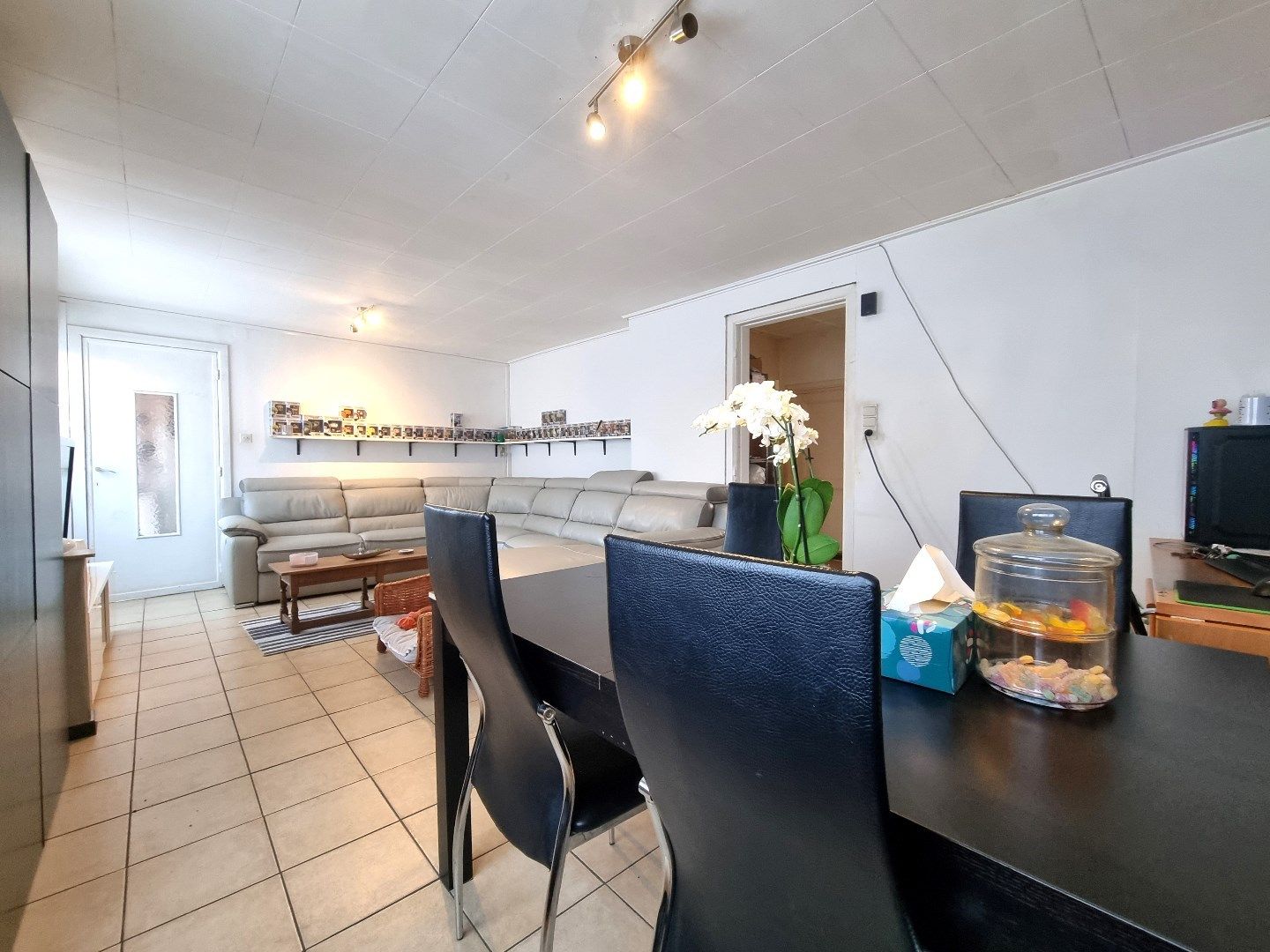 Te renoveren woning met mooie gevelbreedte (8 m) in het landelijke Lissewege foto 4