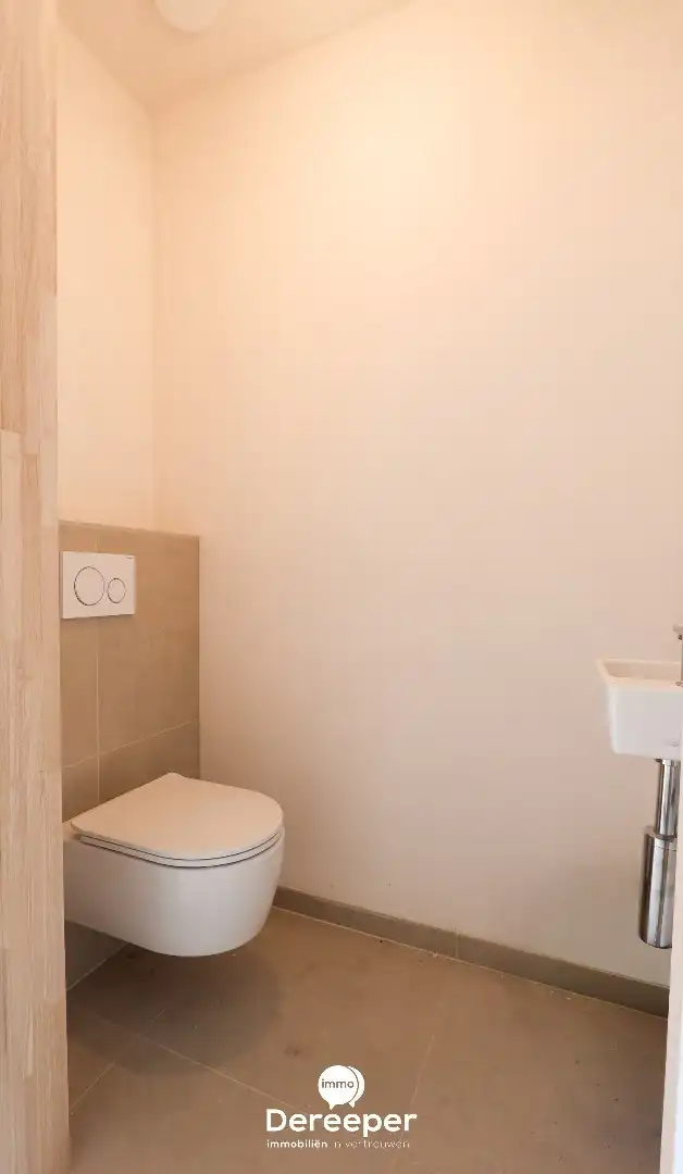 Nieuwbouwwoning met 4 slaapkamers op een uitstekende ligging in centrum Jabbeke foto 11