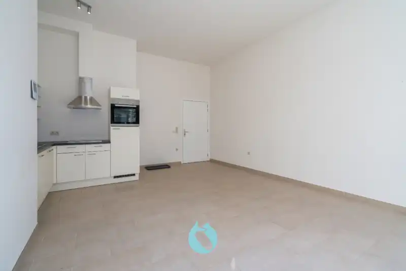 Gelijkvloerse serviceflat met privaat terras foto 2