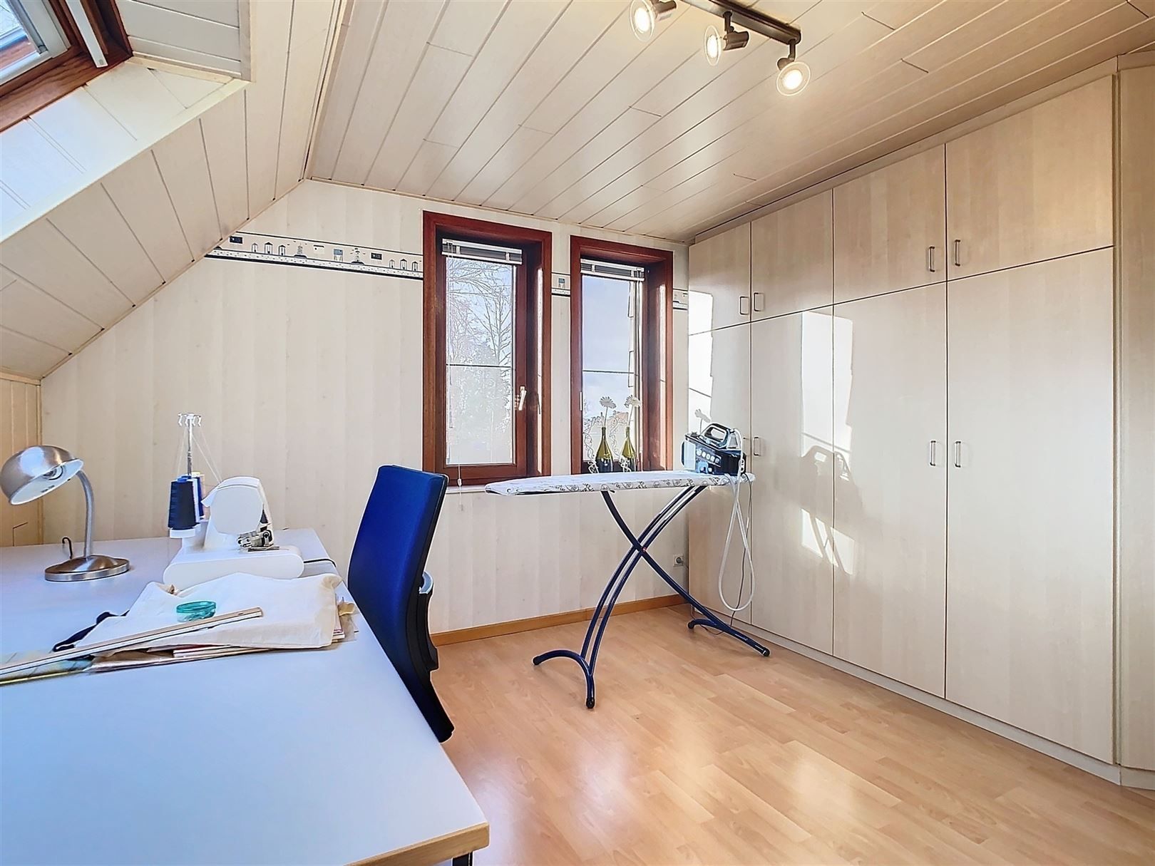 Ruime vrijstaande woning, 4 slpks, garage, tuin, 26a 17ca foto 50