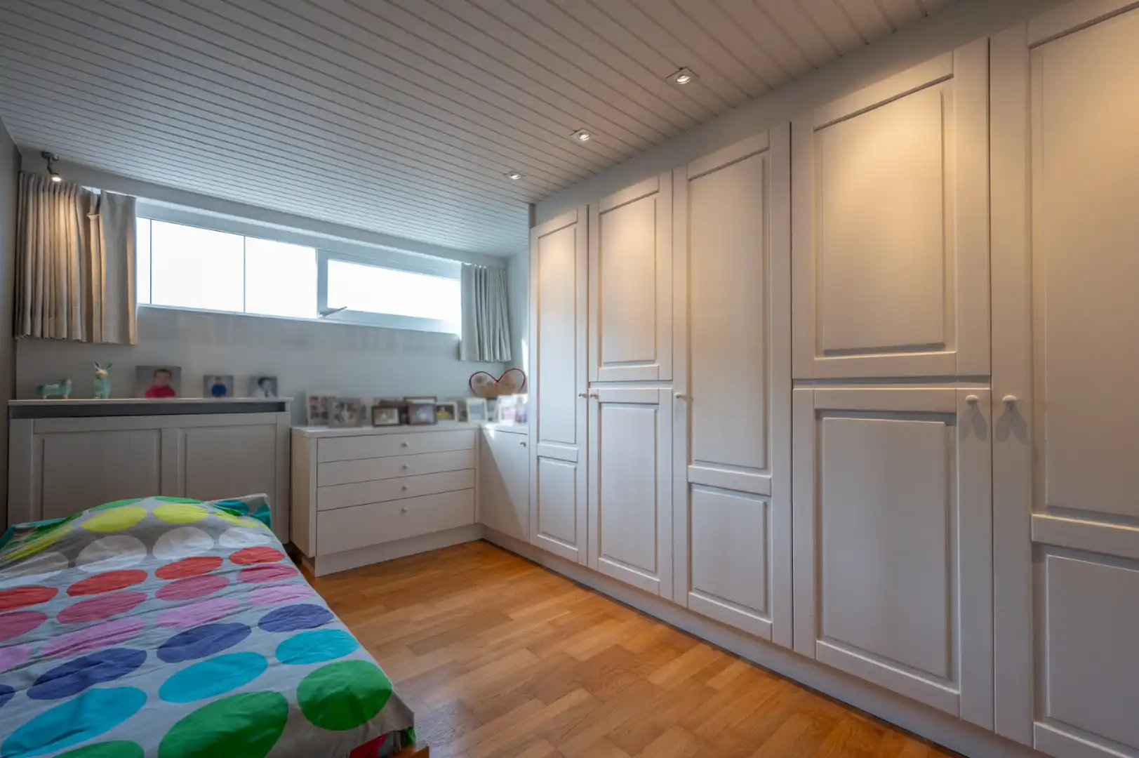 Ruime vrijstaande woning met prachtige tuin in het rustige Moerkerke (St Rita) foto 11