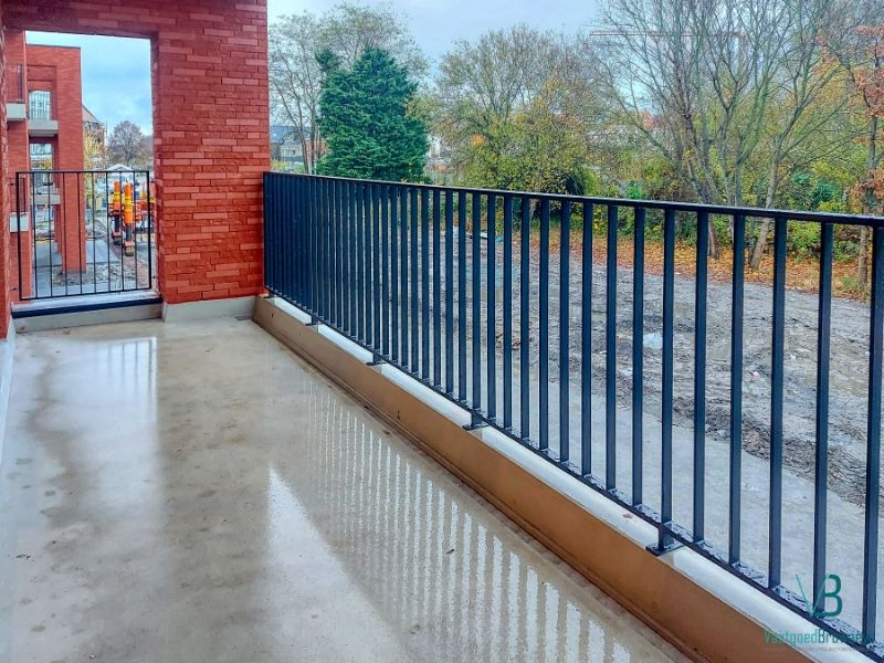 Nieuwbouwappartement met alle comfort en terras foto 4