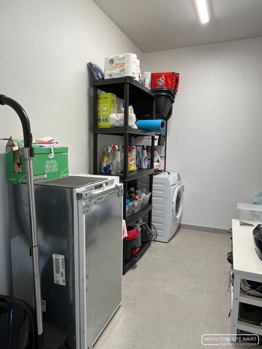Ruime nieuwbouwwoning te huur in Zwevegem foto 9