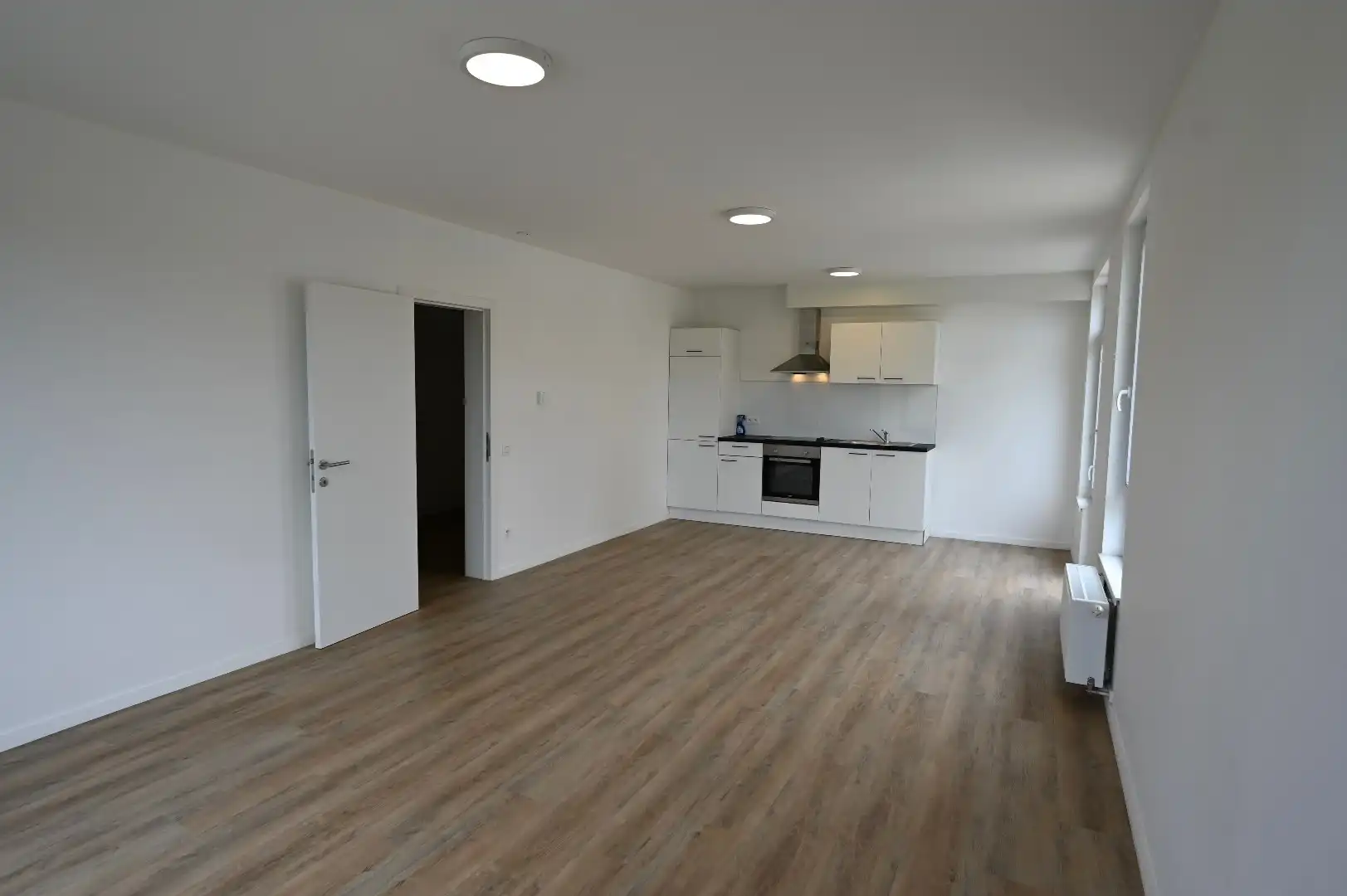 LICHTRIJK INSTAPKLAAR APPARTEMENT MET DUINENZICHT EN GESLOTEN GARAGEBOX foto 2