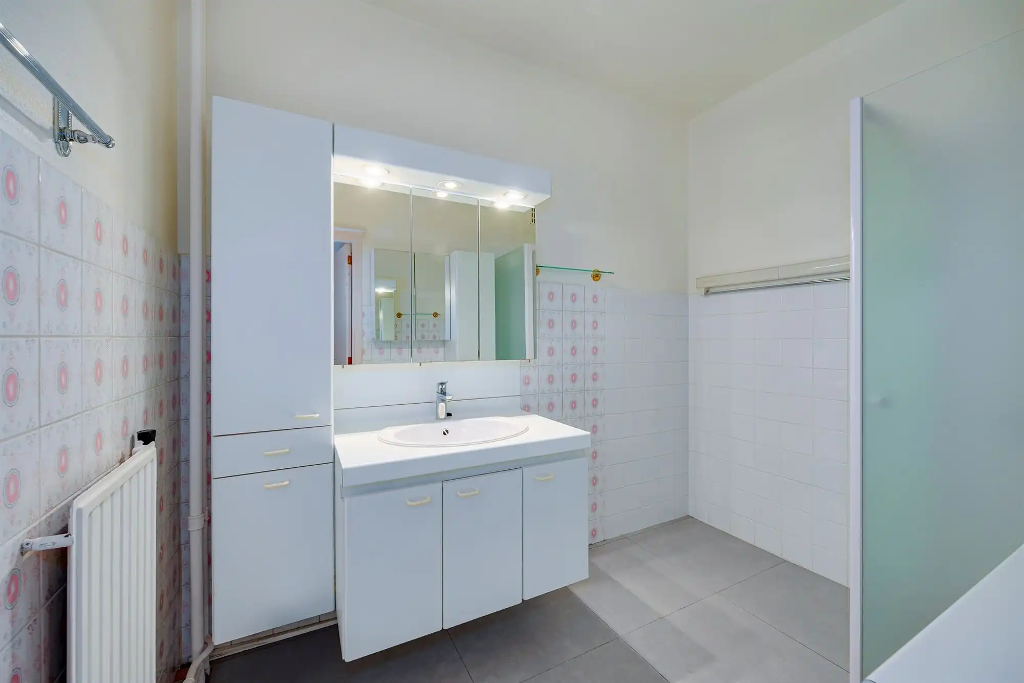 Appartement met 2 slaapkamers en twee terrassen en P foto 14
