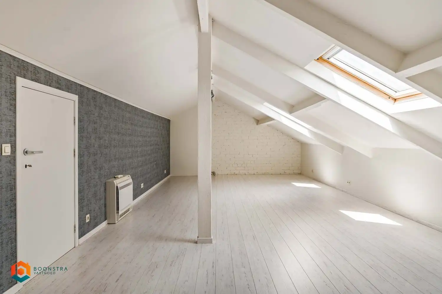 Woning met 3 slpkrs, tuin en zwembad foto 14