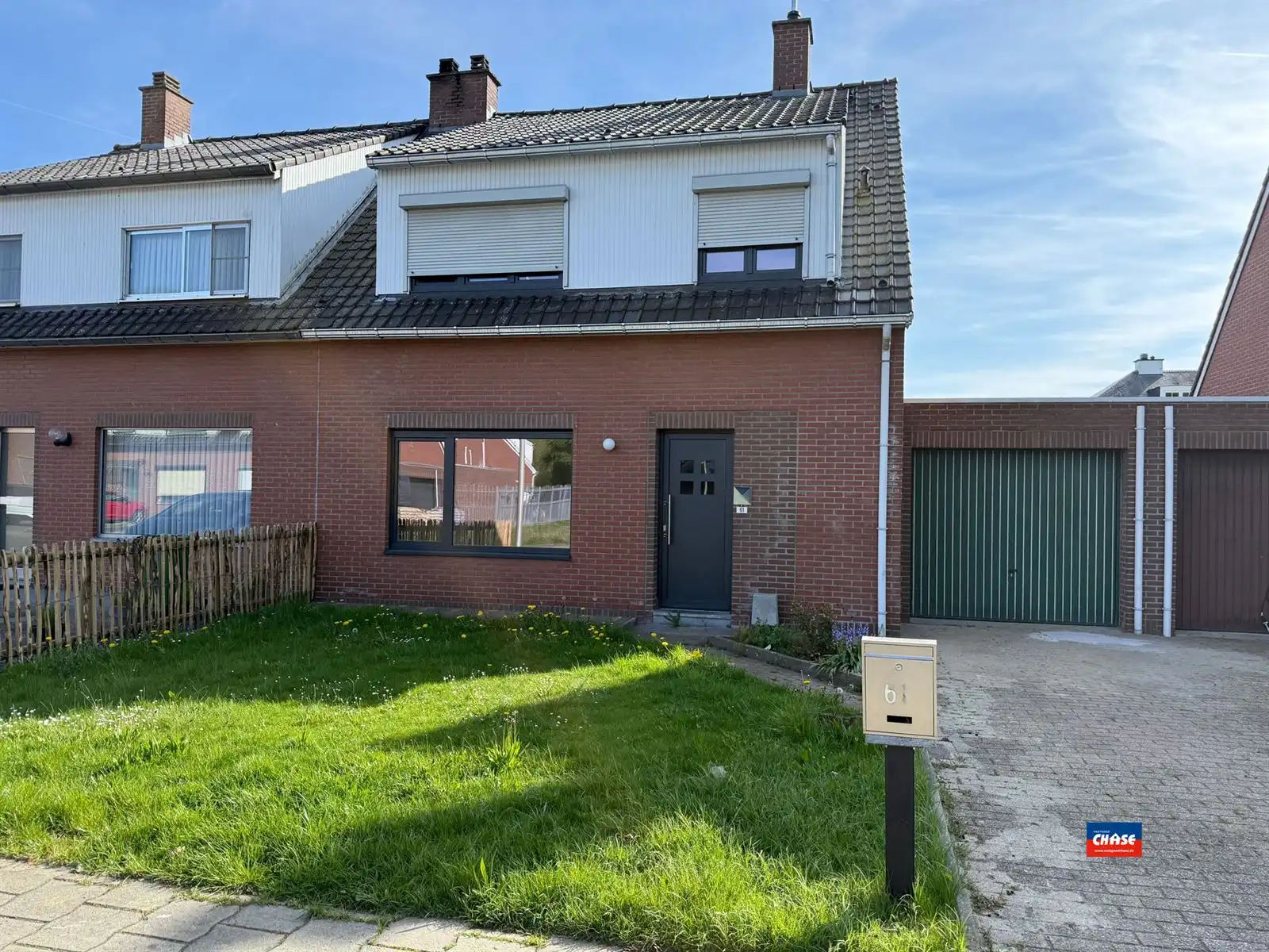 HOB met 3 slpks, garage en tuin foto {{pictureIndex}}