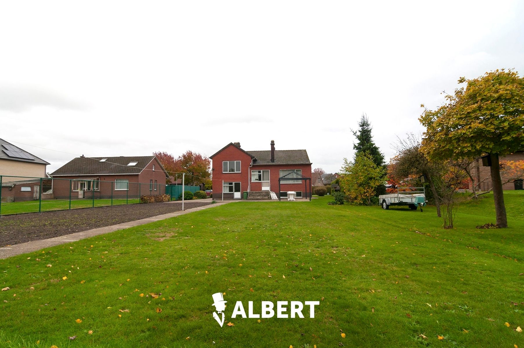 Ruime open bebouwing in Diepenbeek op mooi perceel van1305m² foto 3