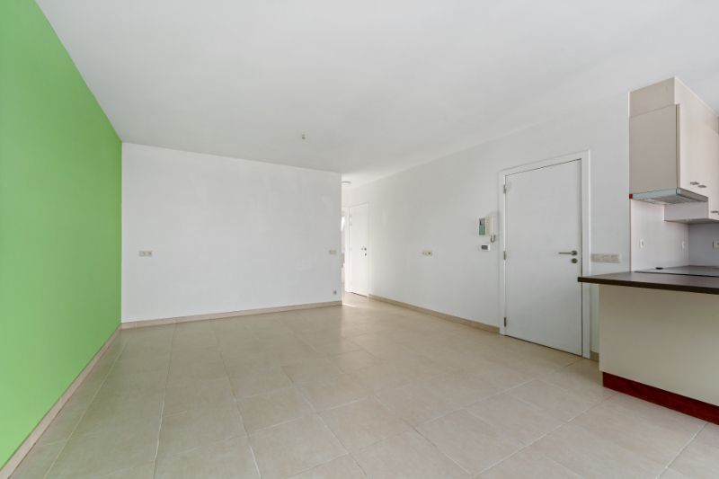 Instapklaar appartement in het hart van Lokeren! foto 4